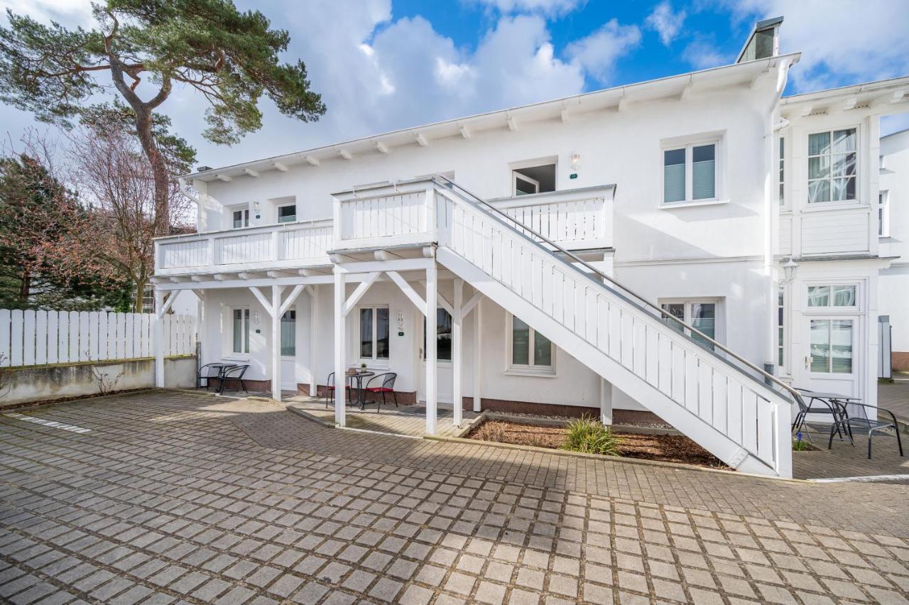 Hotel Villa Neander Binz Buitenkant foto