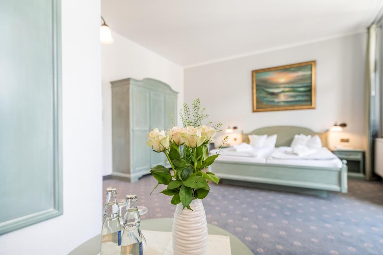 Hotel Villa Neander Binz Buitenkant foto